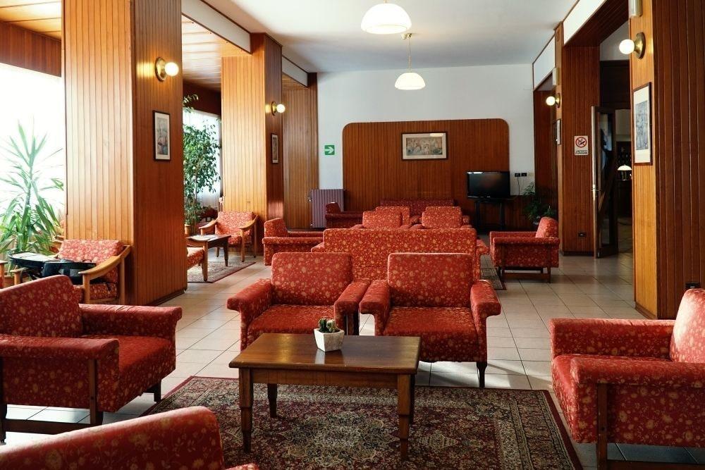 Family Hotel Como Rivisondoli Exterior photo